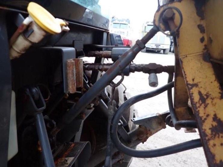 2014-kubota-b3350hsd-image-48