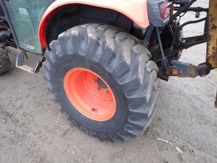 2014-kubota-b3350hsd-image-40