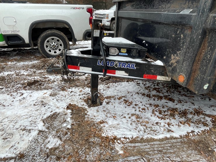 #2706-•-load-trail-trailer-with-scag-vacuum-system-(wi-title-in-delay)-(fall-creek,-wi)-image-12