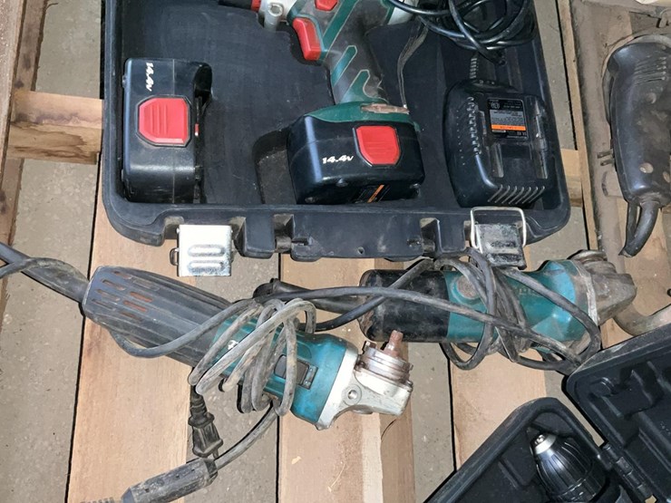 #103-•-craftsman-and-masterhand-cordless-drills-image-5