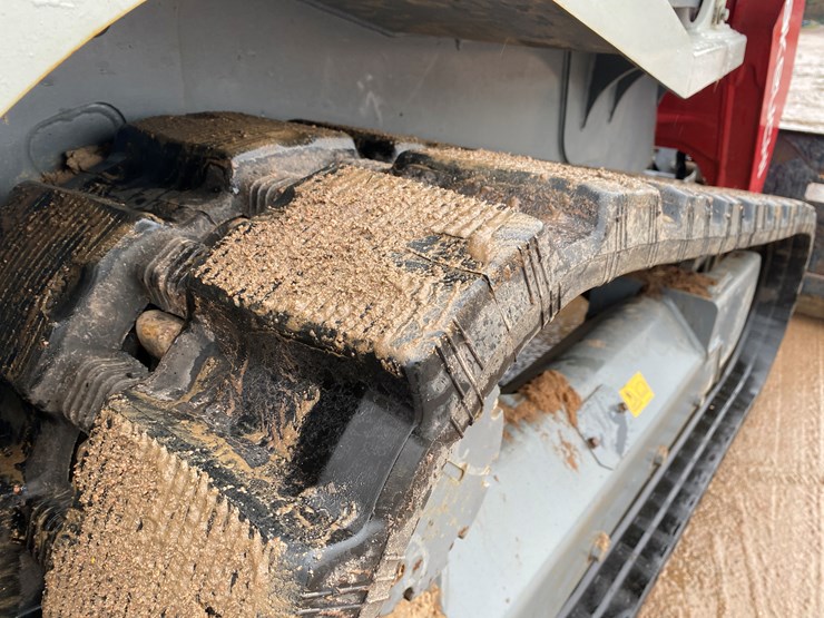 2020-takeuchi-tl10v2-image-17