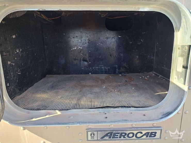 2012-kenworth-t800-image-14