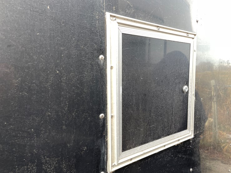 #1397-•-2001-karavan-expedition-trailer-(no-title)-(of)-image-12