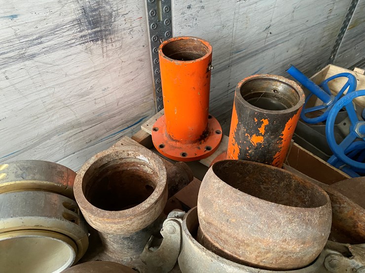 #8488-•-pallet-of-miscellaneous-couplers-and-pumping-parts-(new-holstein,-wi)-image-11