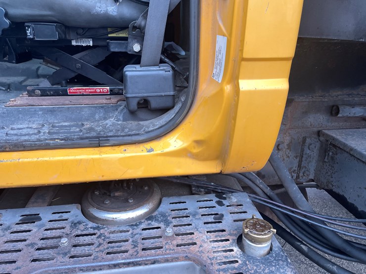 2001-gmc-topkick-image-42