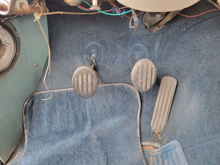 1951-dodge-sedan-image-60