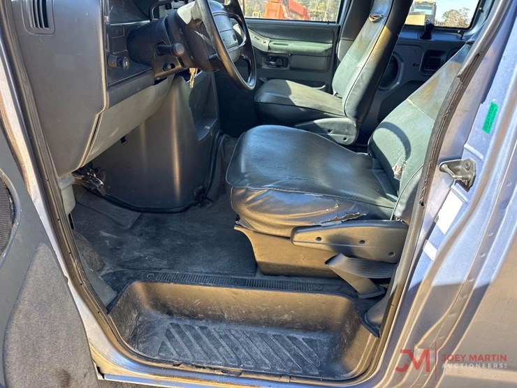 1996-ford-e350-image-20