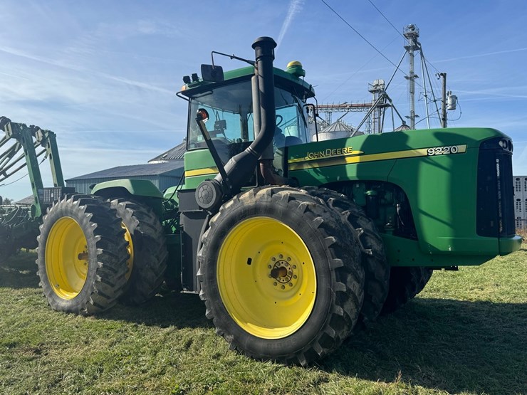 2004-john-deere-9220-image-1