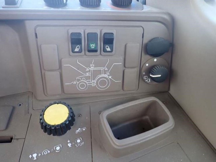 2012-john-deere-6430-image-22