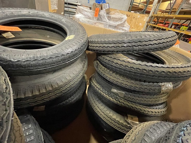#8721-•-pallet-of-trailer-tires-(f)-image-8