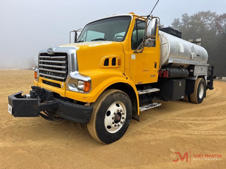 2008-sterling-l7500-image-6