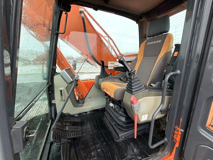 doosan-dx255-lc-image-29