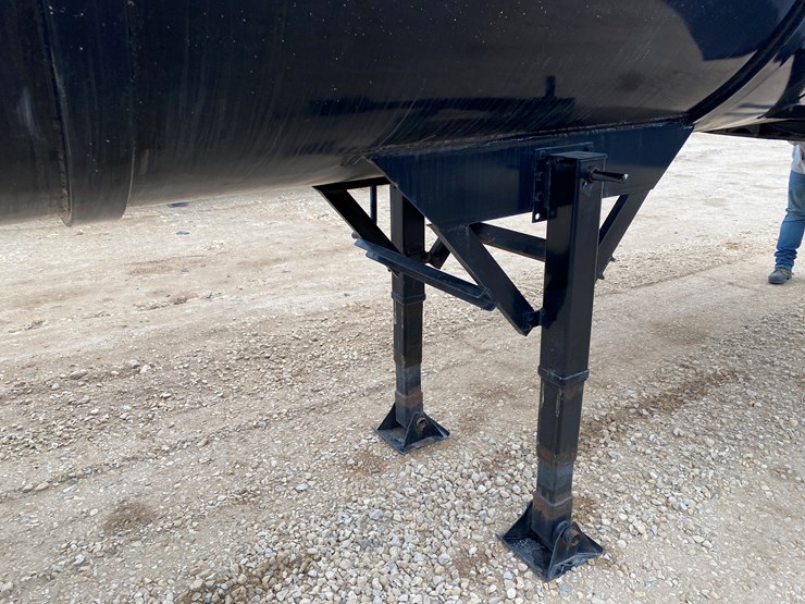 #1030-•-2014-northern-6000-gallon-semi-manure-tanker-trailer(has-wi-title)-(kewaunee,-wi)-image-50