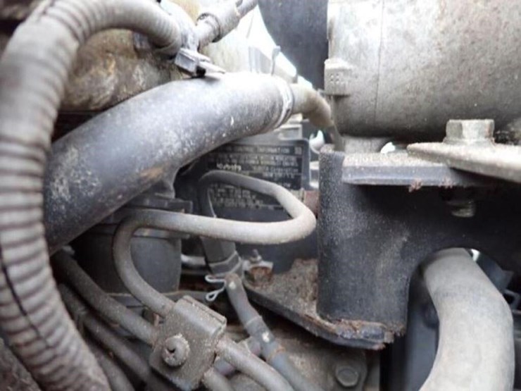 2014-kubota-b3350hsd-image-62