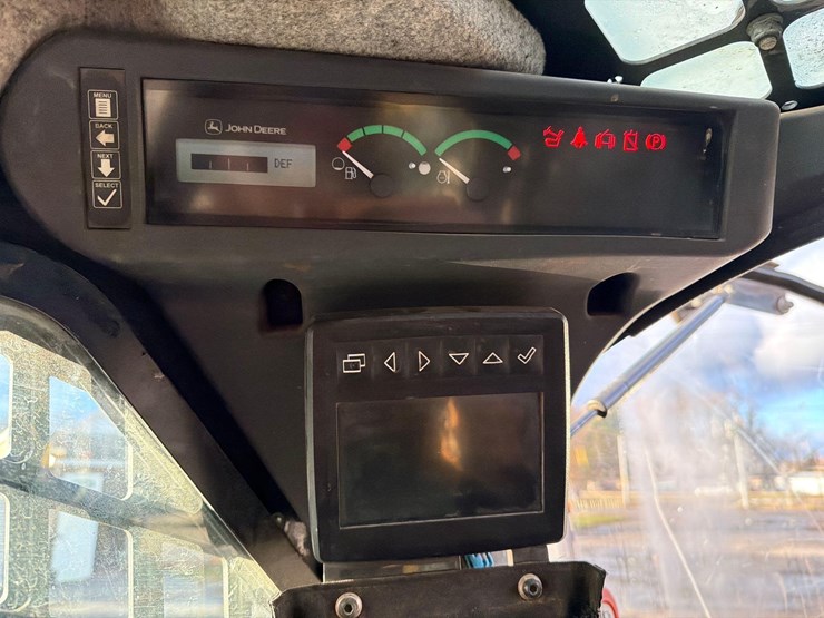 2021-deere-333g-image-20