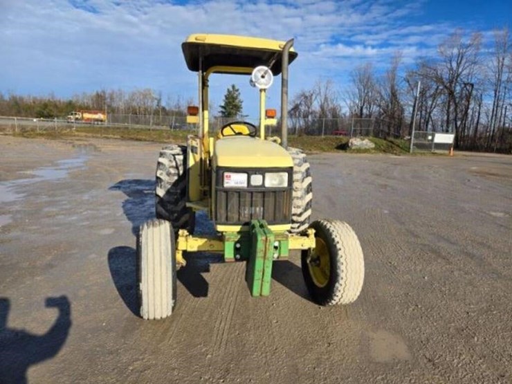 2000-john-deere-5205-image-2