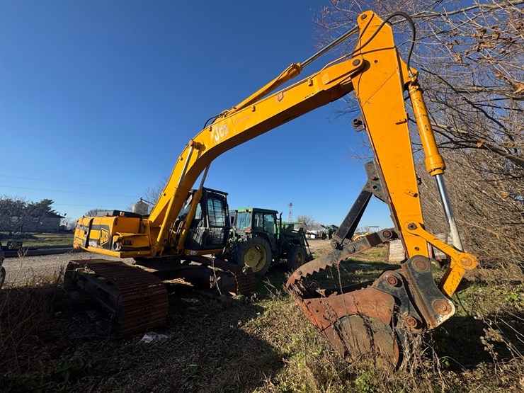 1999-jcb-js200l-image-32