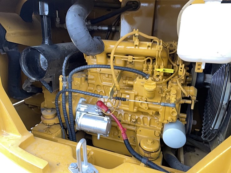 caterpillar-305.5e-image-7