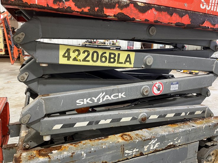 2017-skyjack-sjiii3219-image-31