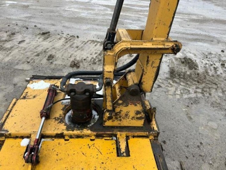 2008-new-holland-tv145-image-33