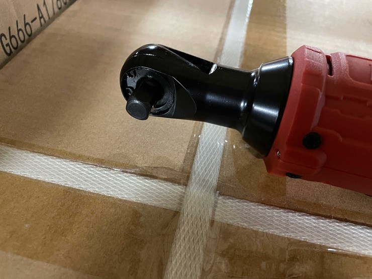 #8712-•-new-milwaukee-compatible-3/8-ratchet-wrench-(t14)-image-14