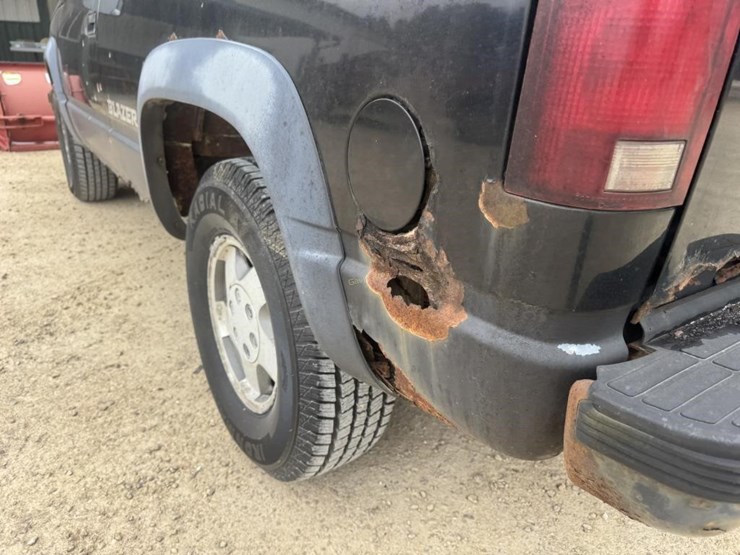 1994-chevrolet-blazer-image-13