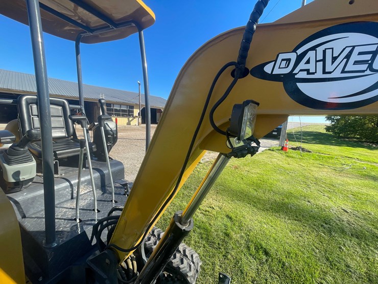 #412-•-2025-agt-industrial-mini-excavator-(cedar-grove,-wi)-image-35