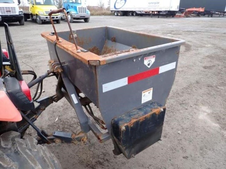 2017-kubota-b2650hsd-image-43