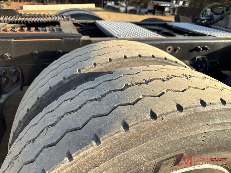 2007-kenworth-w900-image-9