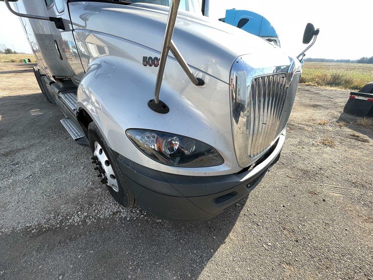 #200-•-2016-international-semi-tractor-(title-in-delay)-(denmark,-wi)-image-46