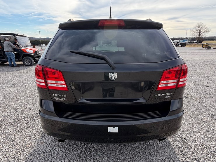 2010-dodge-journey-image-5