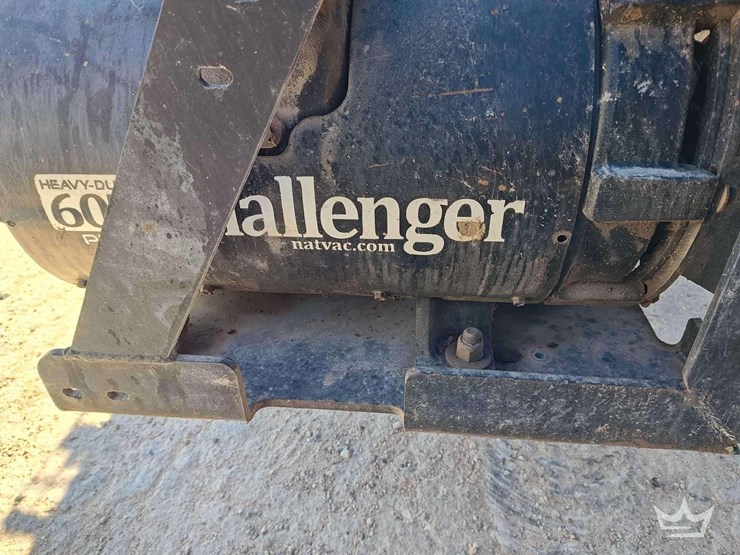 2019-international-hx620-image-25