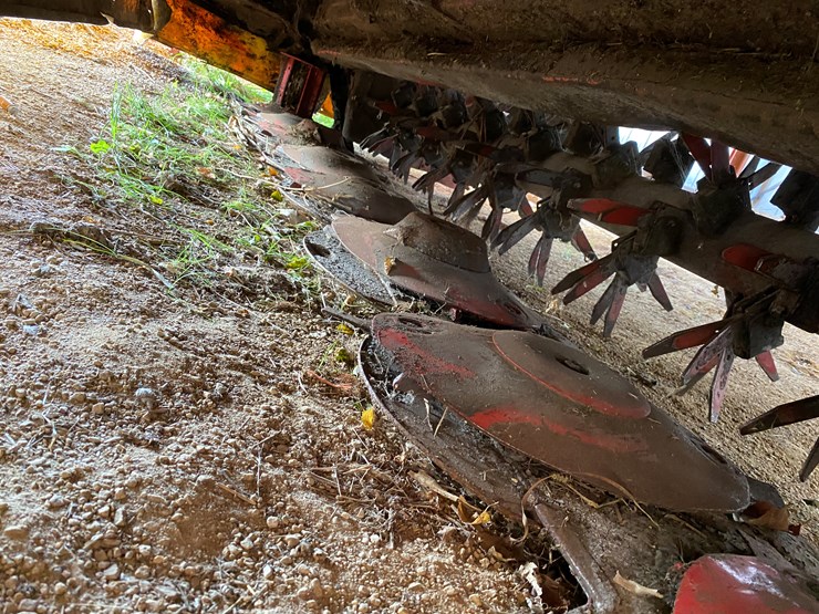 #8000-•-(2)-pottinger-triple-mowers-(colfax,-wi)-image-66