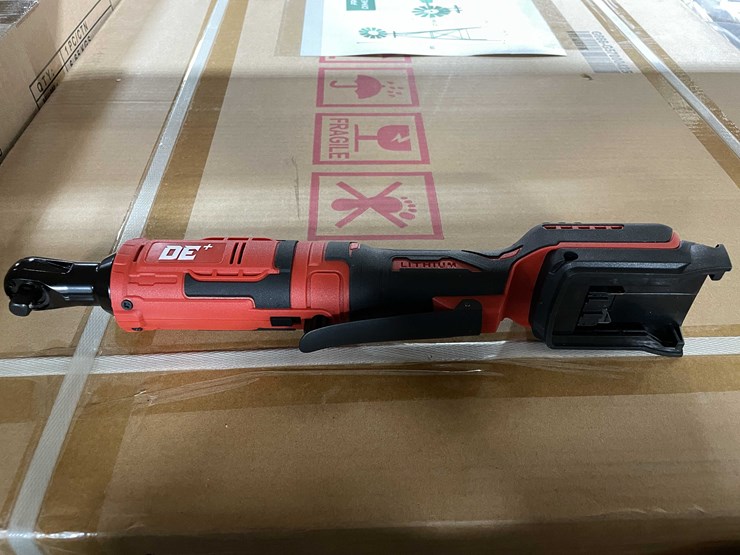 #8712-•-new-milwaukee-compatible-3/8-ratchet-wrench-(t14)-image-13