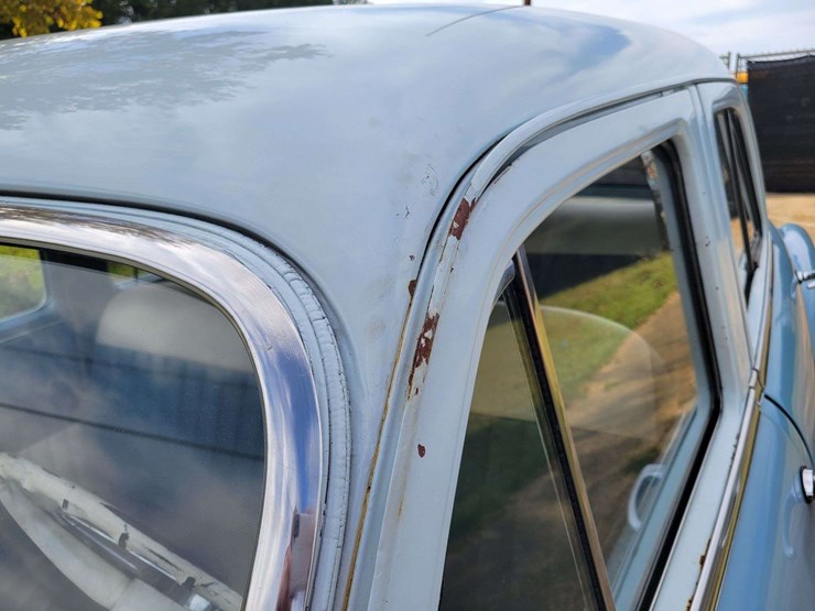 1951-dodge-sedan-image-17