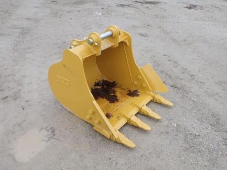 caterpillar-303.5-image-2