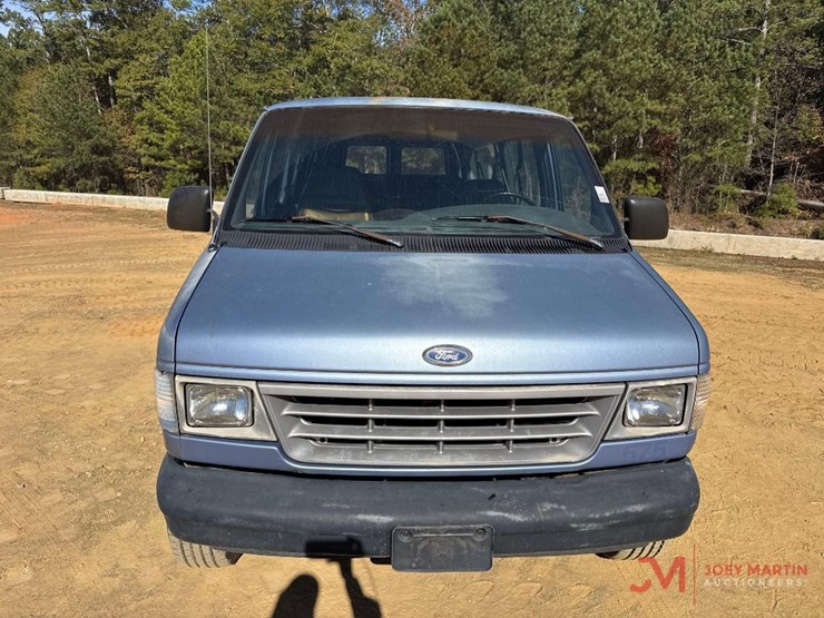 1996-ford-e350-image-7