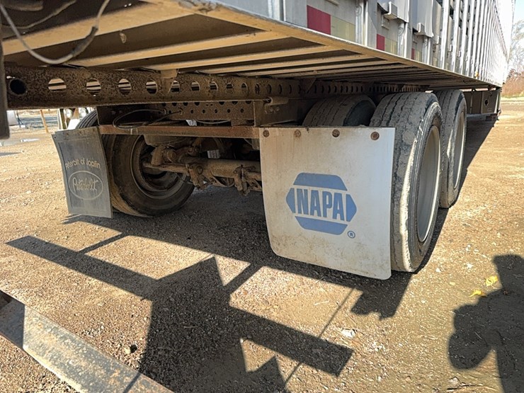 2002-eby-livestock-trailer-image-18