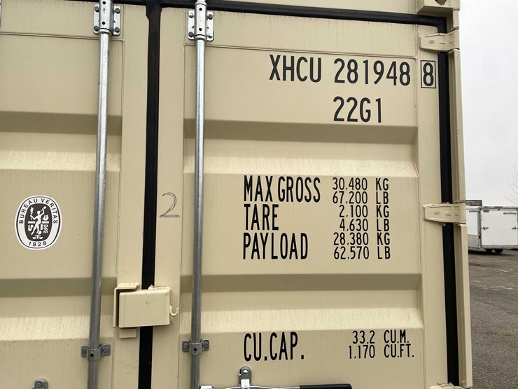 #1401-•-20'-shipping-container-(of)-image-10