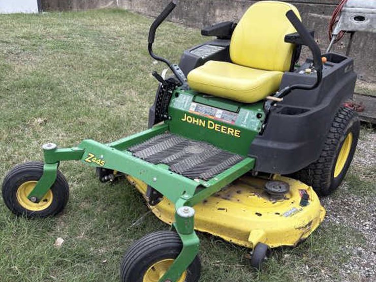 john-deere-z445-image-1