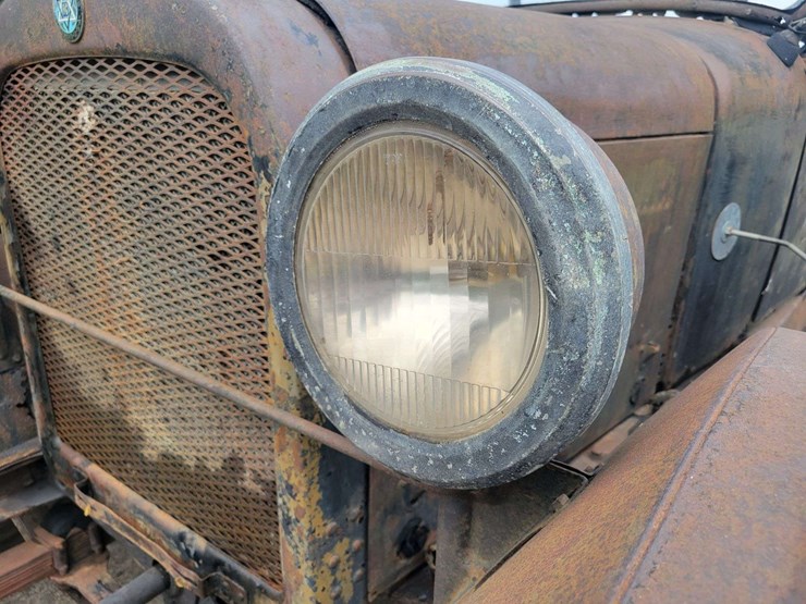 1924-dodge-brothers-truck-image-36