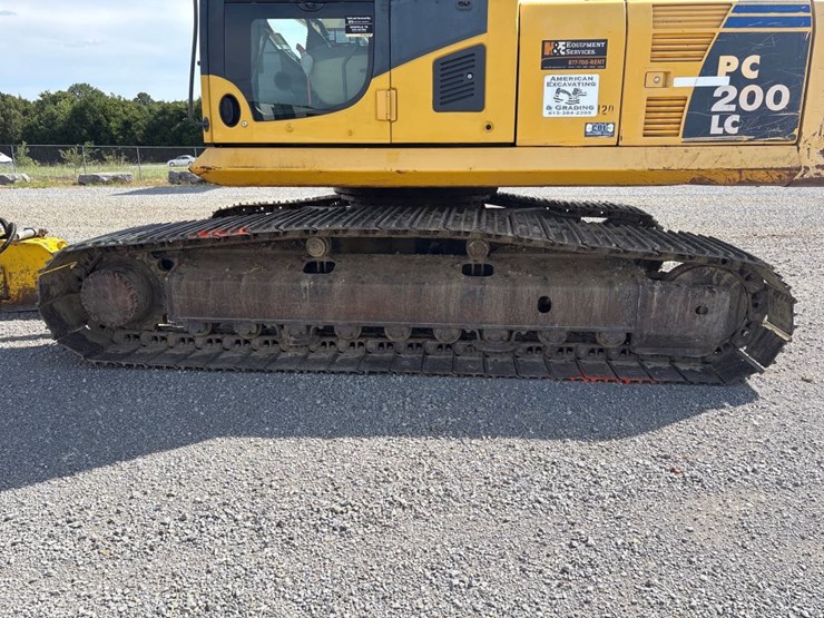 2010-komatsu-pc200-lc-8-image-8