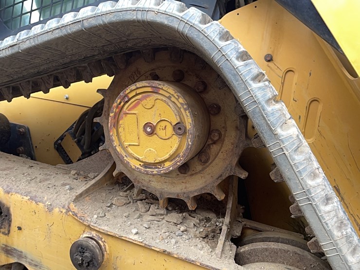 2021-caterpillar-299d3-image-6