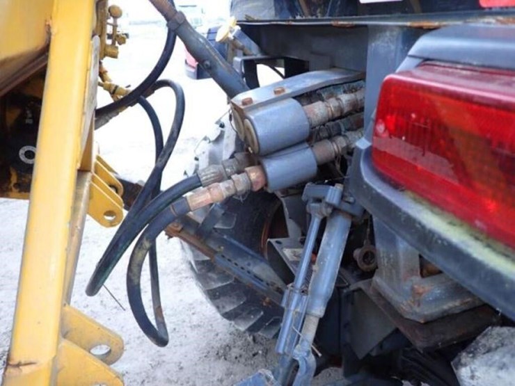 2017-kubota-b2650hsd-image-51