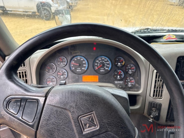 2015-international-4300-image-28