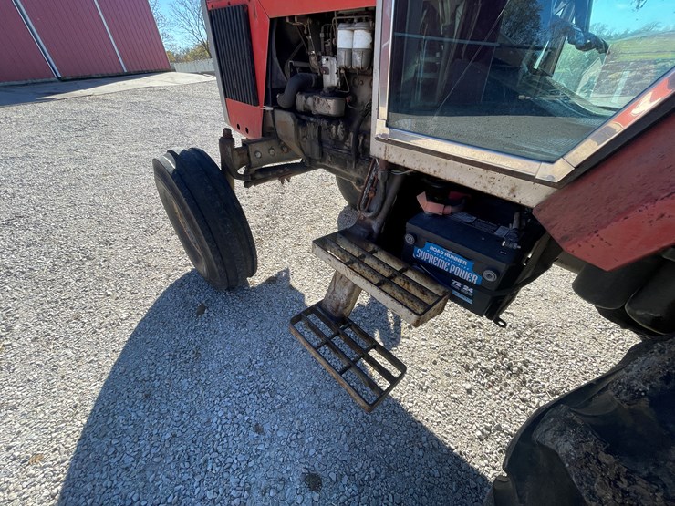 massey-ferguson-2705-image-14