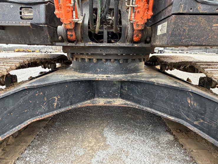 2013-hitachi-zx290-lc-5b-image-13