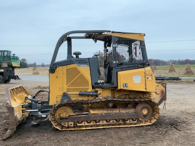 2016-deere-550k-xlt-image-2