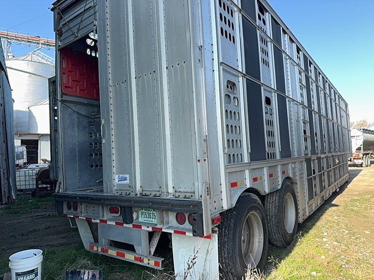 1993-wilson-livestock-trailer-image-15