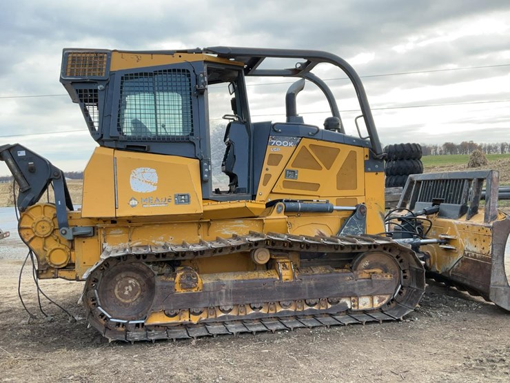 2016-deere-700k-image-6